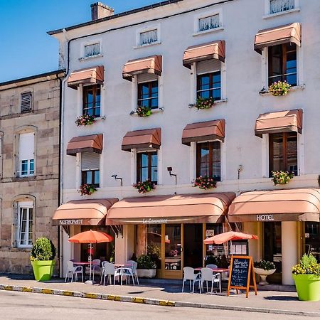 Le Commerce Dompaire Exteriör bild